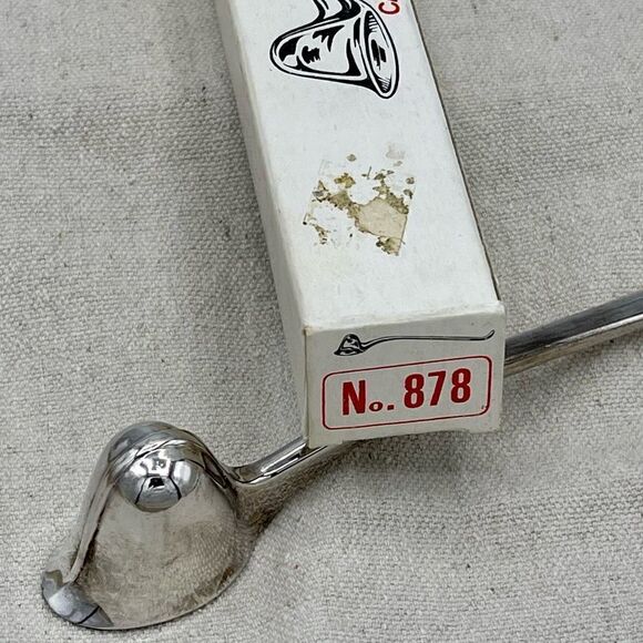 Leonard Circa 1740 Reproduction Silverplate Candle Snuffer - Picture 3 of 15